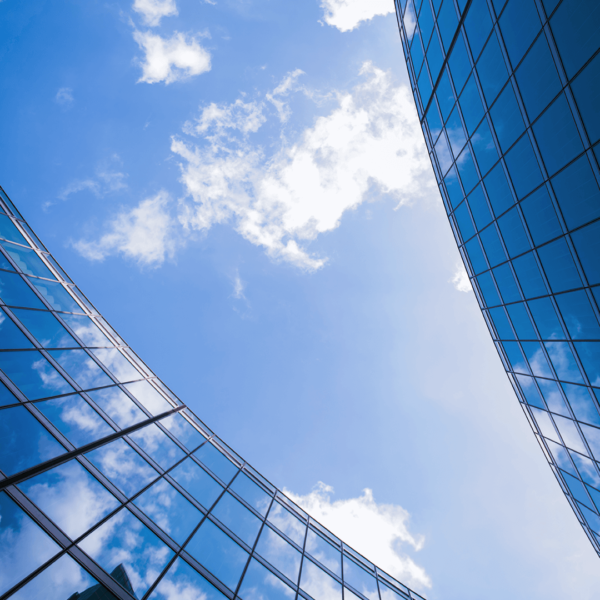 Comprar uma sede para minha empresa, alugar ou ir para um coworking?