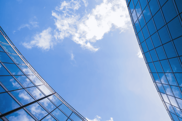 Comprar uma sede para minha empresa, alugar ou ir para um coworking?