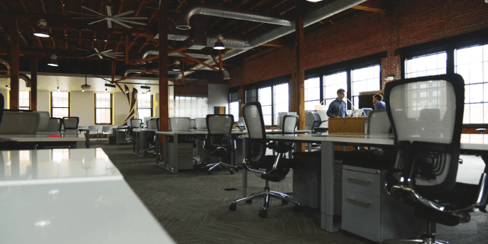 escritório pode ser em coworking, aluguel ou compra